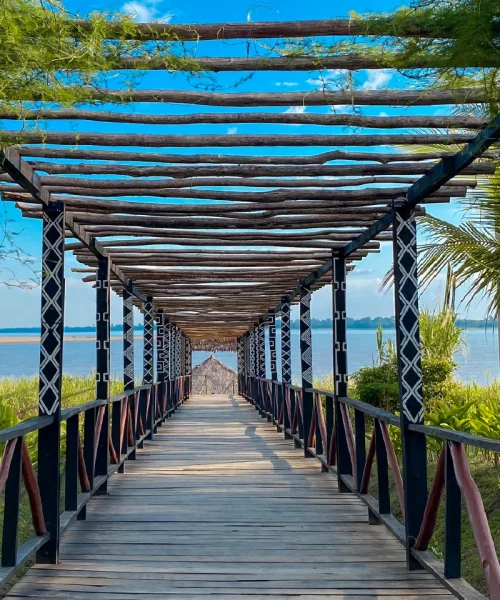 on-vacation-colombia-destino-amazonas-hotel-amazon-puente